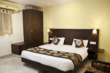 Oyo Rooms Malviya Nagar Market Új-Delhi Kültér fotó